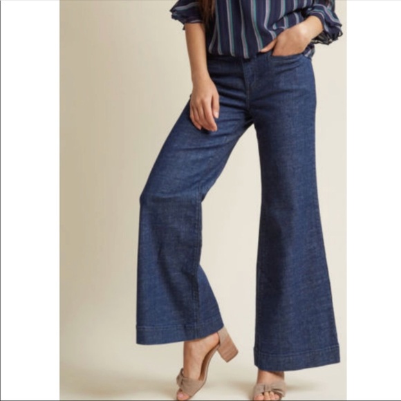 Wrangler Denim - Mod Cloth High-Rise Wrangler Flare Leg Jeans